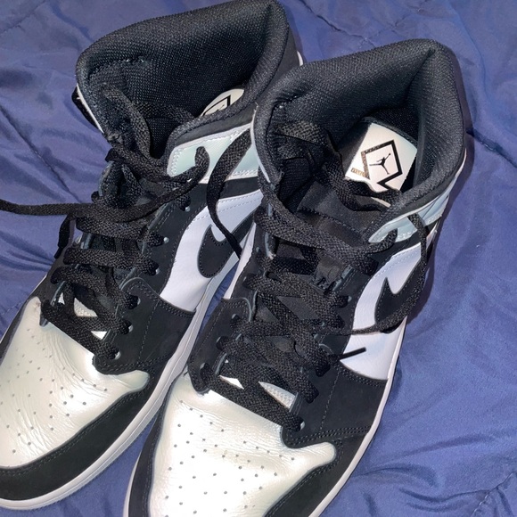 COPY - Jordan 1 mod se diamond - Picture 2 of 4